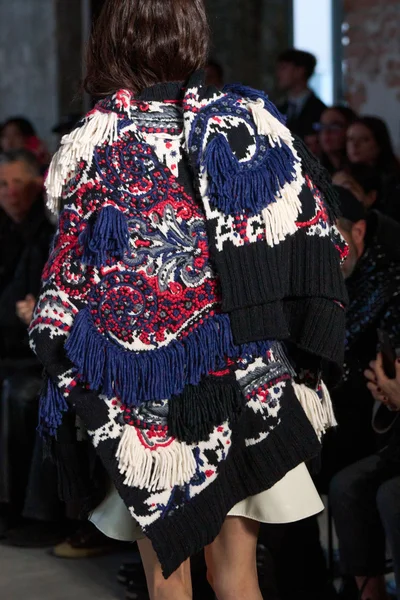 Look 58